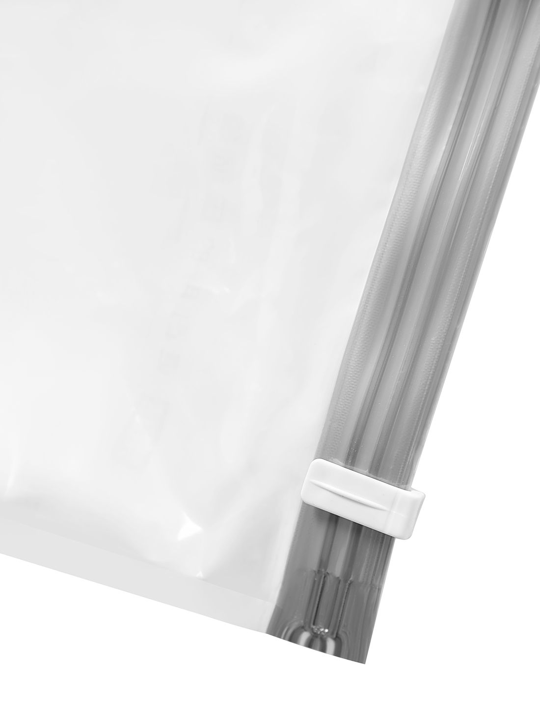 Hanging Vacuum Bag detail